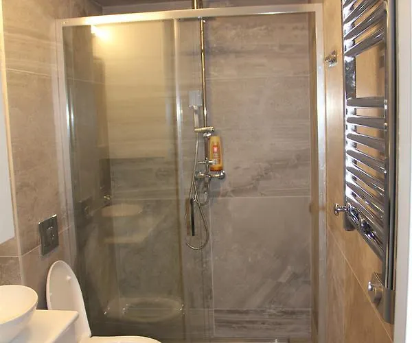 Justyna * סטגנה